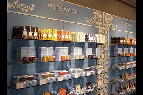 Wedgwood mugs plates tea